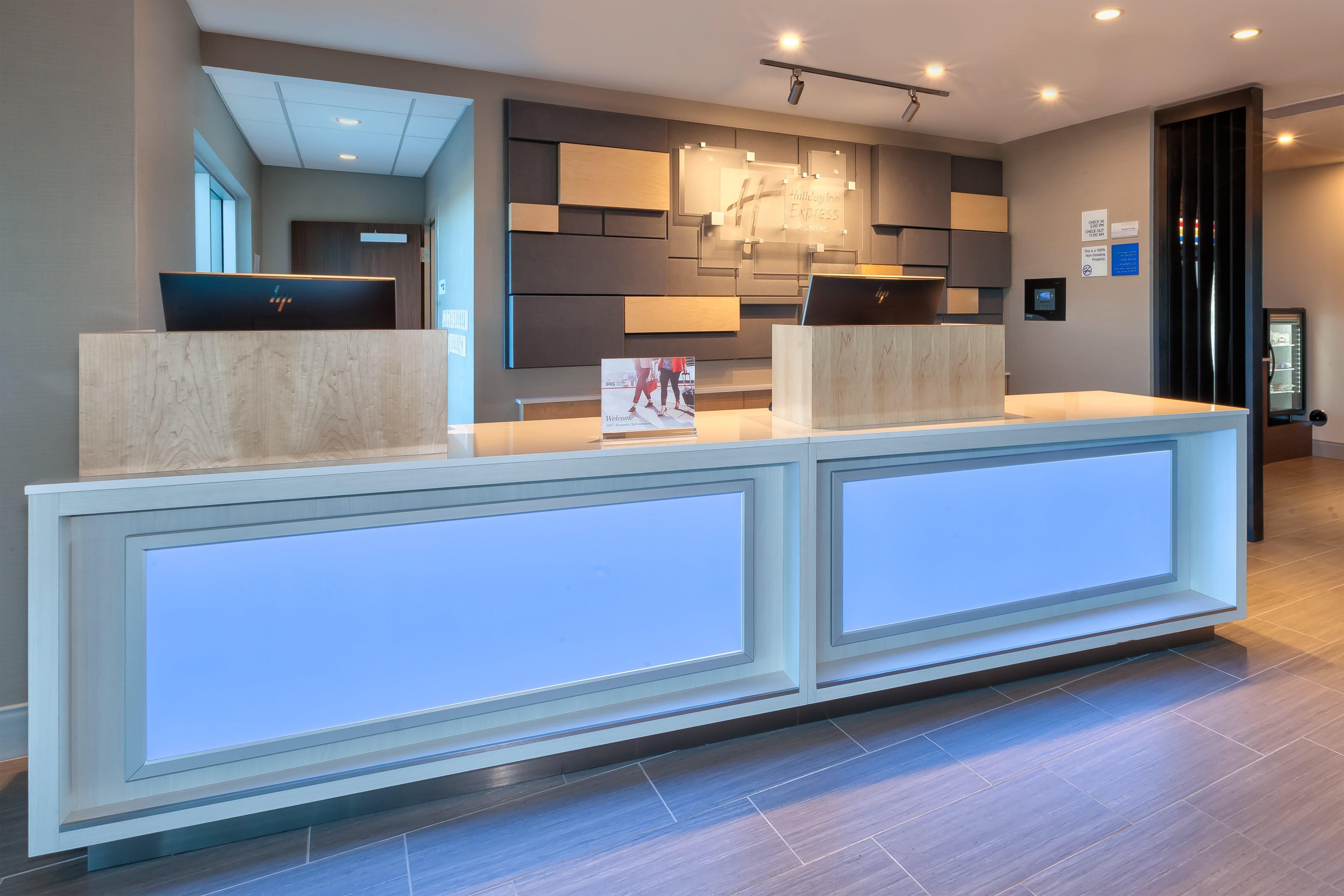 Holiday Inn Express & Suites - Cedar Springs - Grand Rapids N By Ihg Εξωτερικό φωτογραφία
