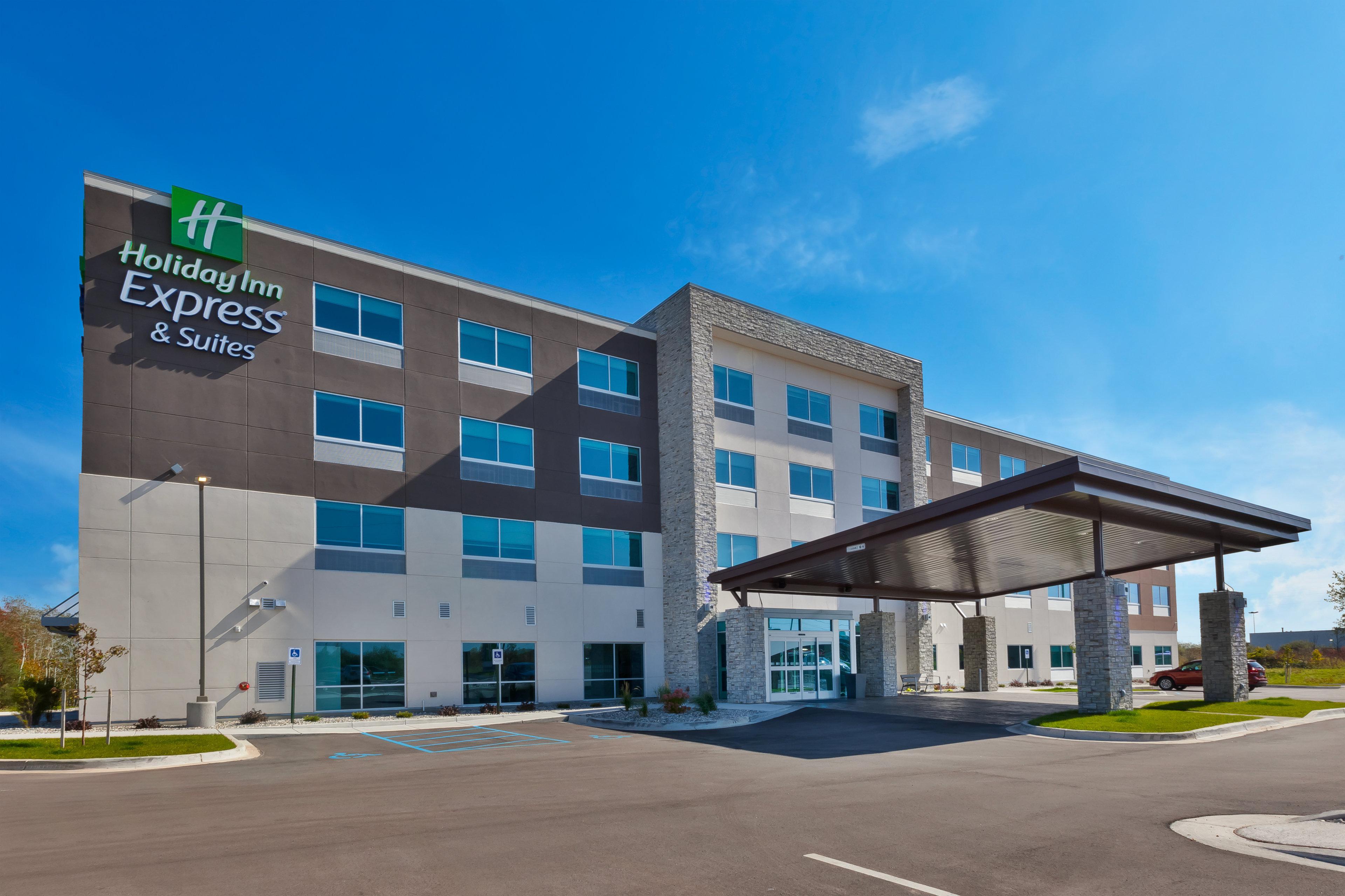 Holiday Inn Express & Suites - Cedar Springs - Grand Rapids N By Ihg Εξωτερικό φωτογραφία